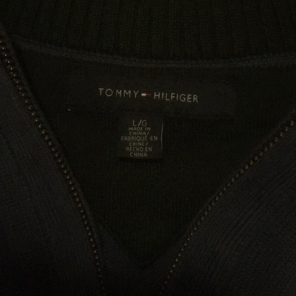 Tommy Hilfiger Sweater - Picture 3 of 3
